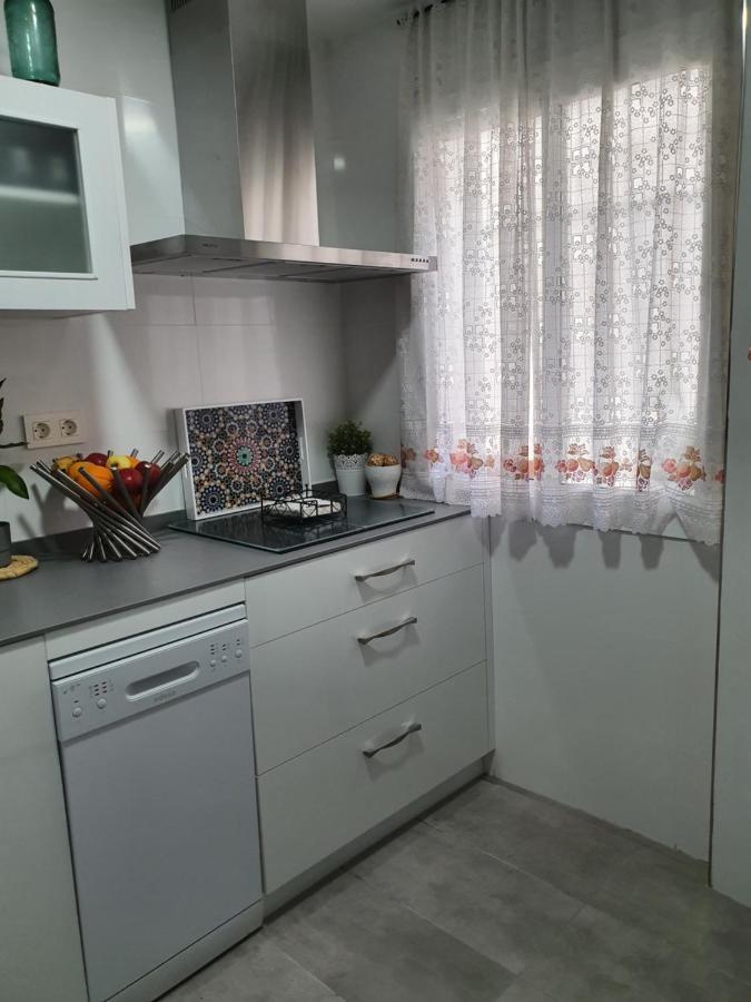Nool Sevilla المظهر الخارجي الصورة